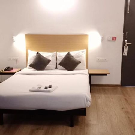 Hotel Amrita Chennai Exterior photo
